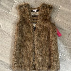 Fur vest